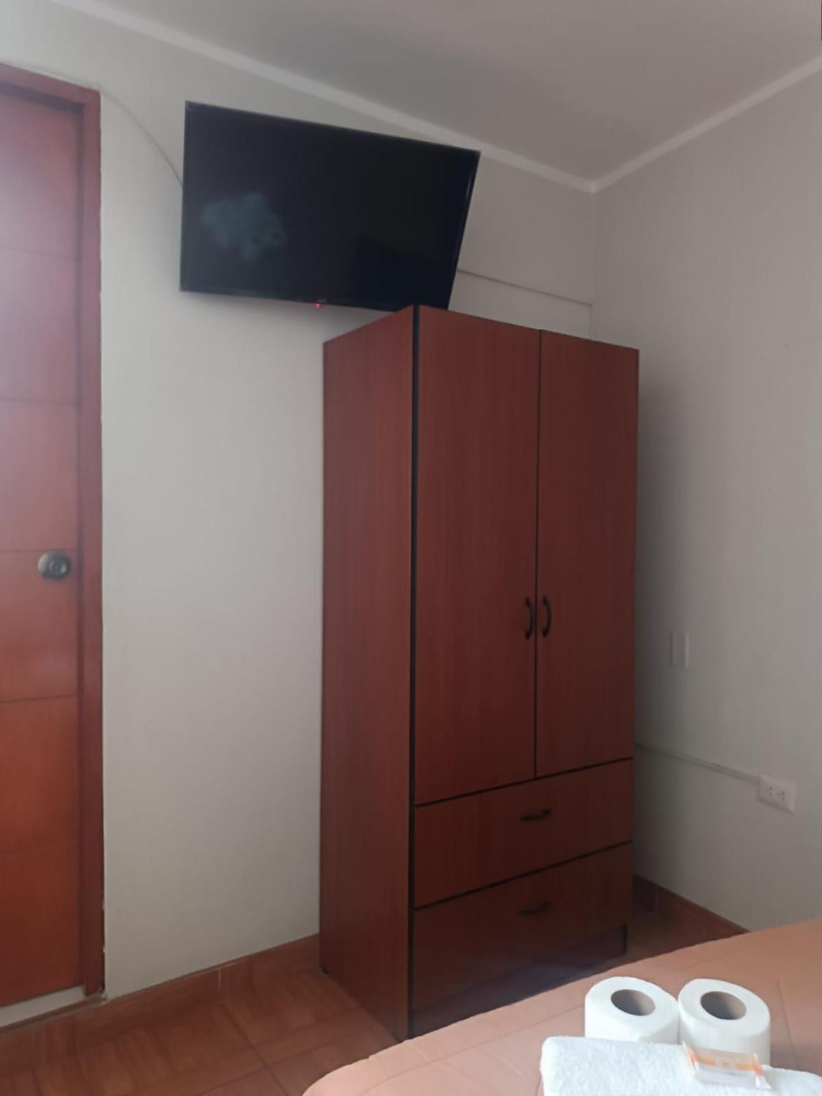 Hostal Yuraq Wasi 596 阿亚库乔 外观 照片