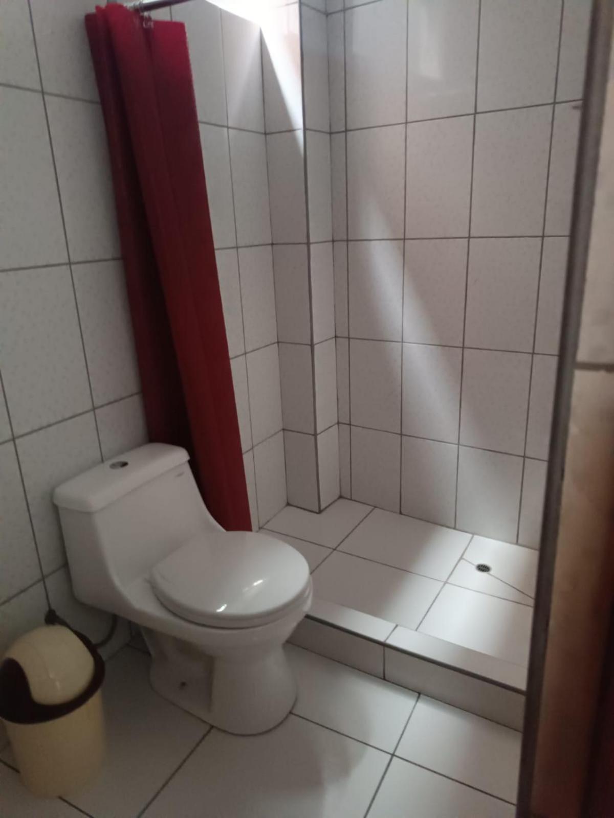 Hostal Yuraq Wasi 596 阿亚库乔 外观 照片