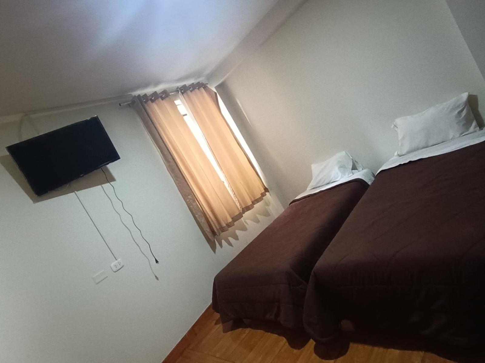 Hostal Yuraq Wasi 596 阿亚库乔 外观 照片