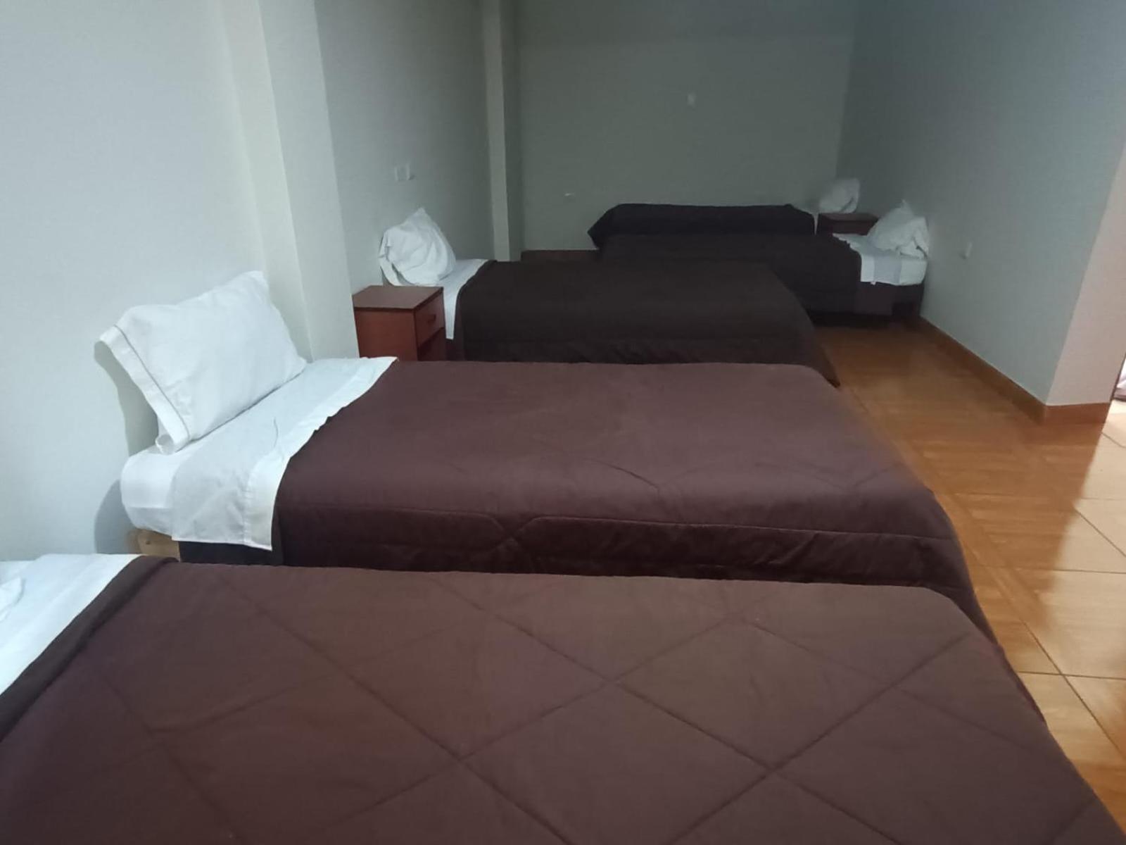 Hostal Yuraq Wasi 596 阿亚库乔 外观 照片