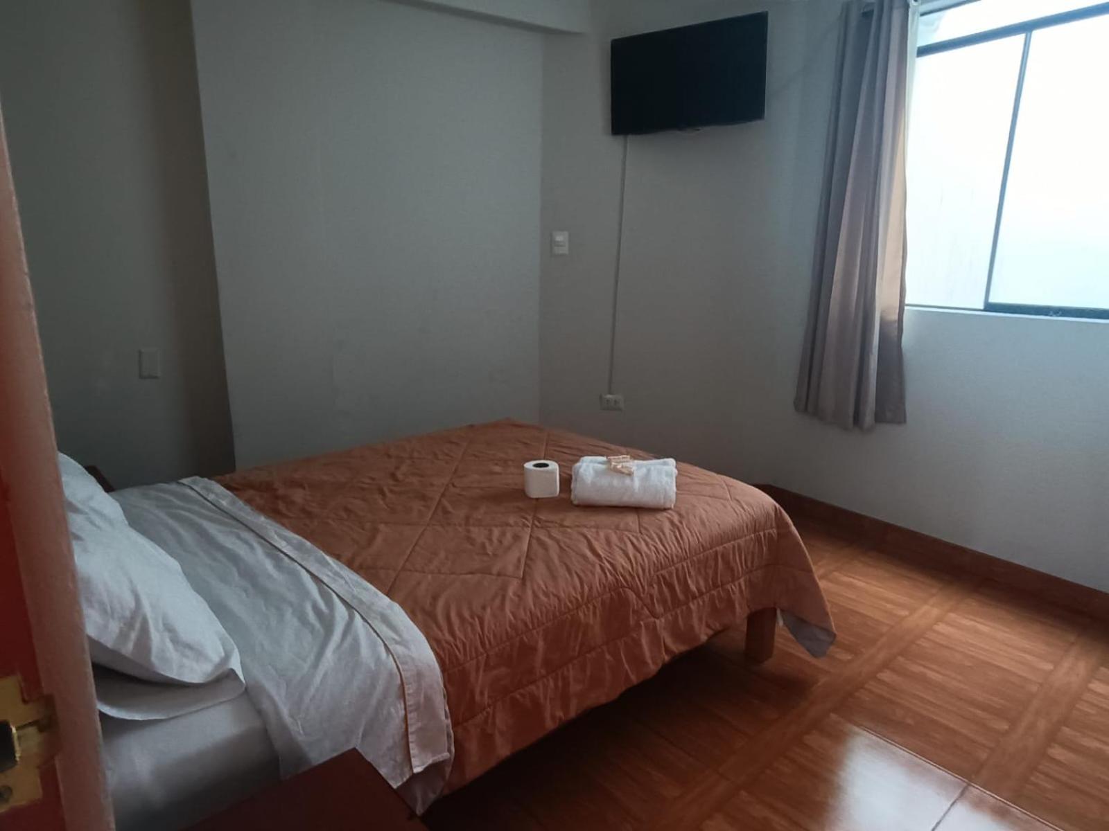 Hostal Yuraq Wasi 596 阿亚库乔 外观 照片